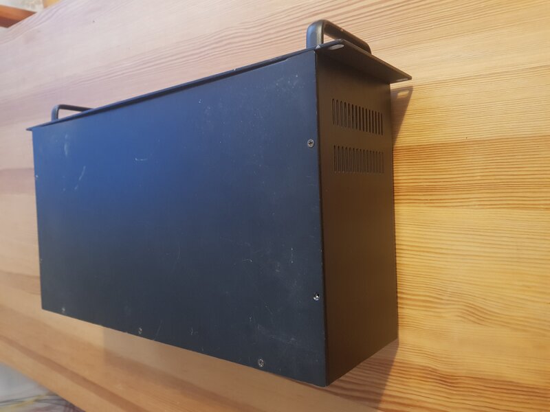 Amplificator de putere skytec pro 1000